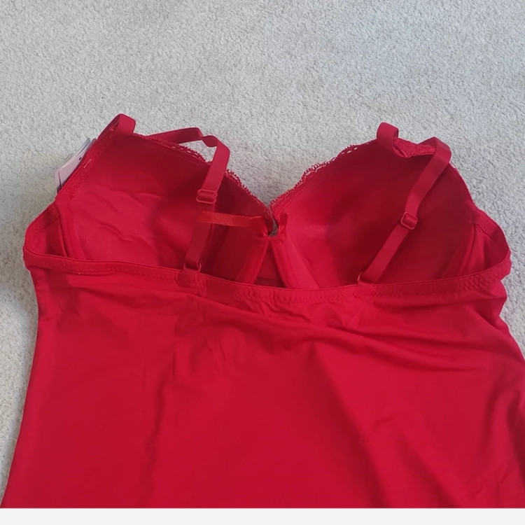 لباس خواب زنانه کاپدار میکروفایبر برند Kaiyun – رنگ قرمز