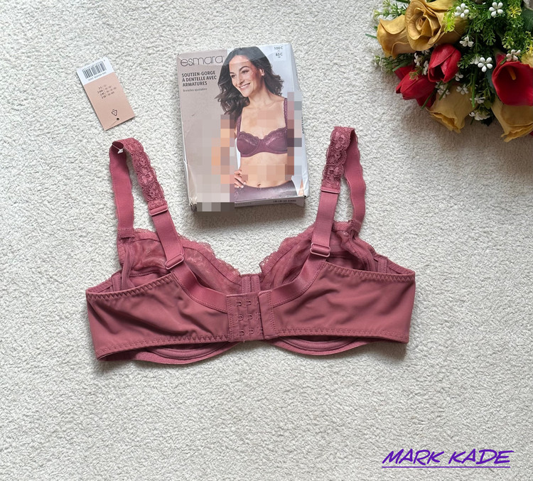 سوتین زنانه مینی مایزر اسمارا فنردار لیفت کننده و کوچک کننده سینه در رنگپوست پیازی