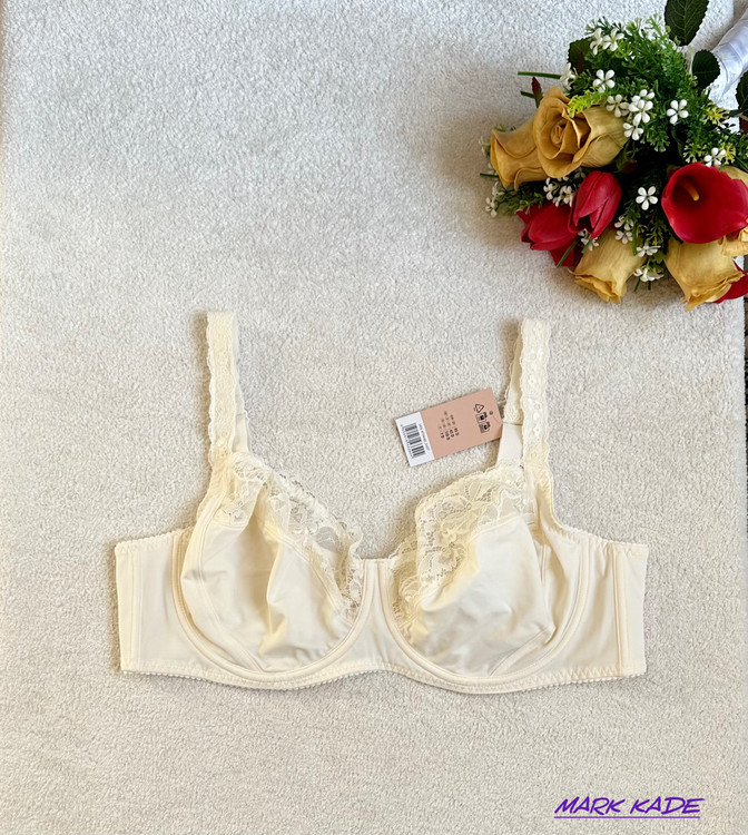 سوتین زنانه مینی مایزر اسمارا فنردار لیفت کننده و کوچک کننده سینه در رنگ کرم