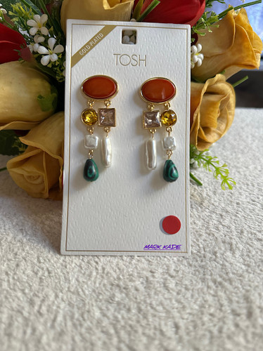 گوشواره زنانه برند TOSH آلمان با روکش آبطلا و سنگ تزئینی زیبا