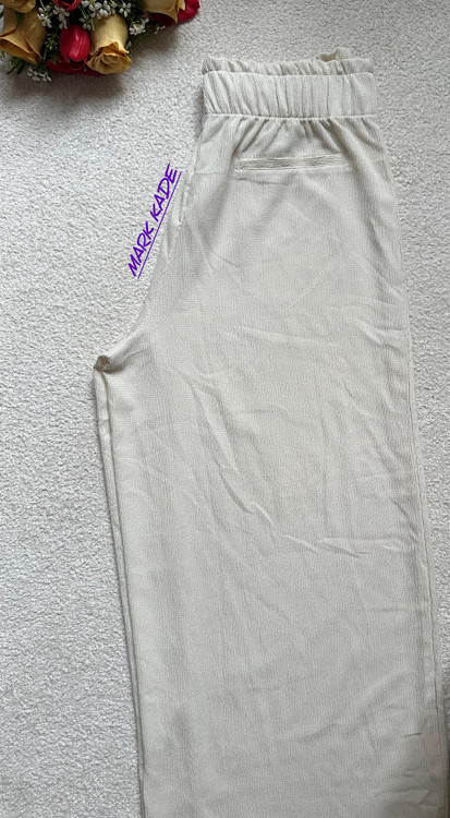 ست تیشرت و شلوار پفکی زنانه اسمارا آلمان با تنخور لش و جنس خنک و سبک