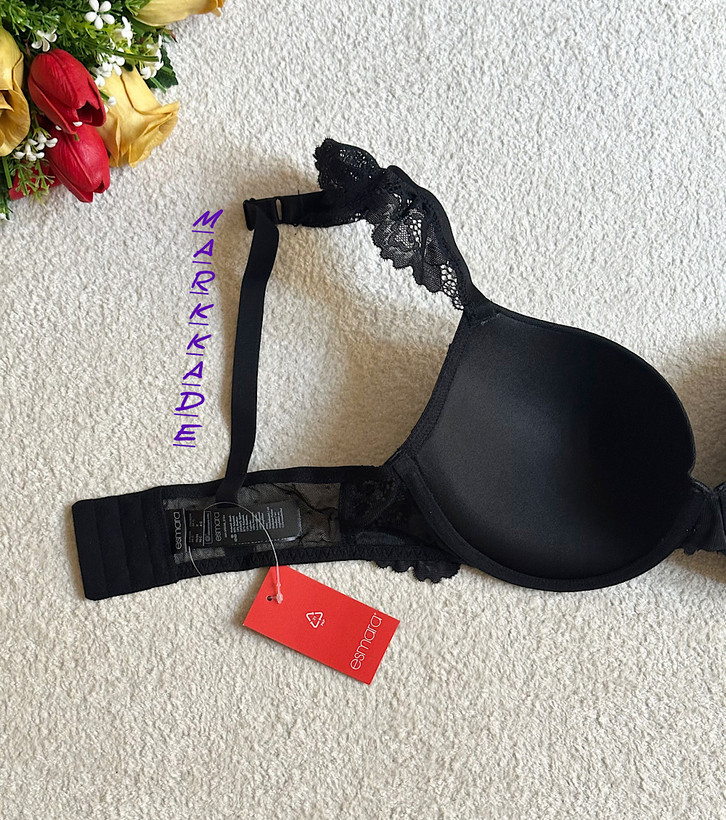 سوتین زنانه اسفنجی گیپور ضد حساسیت اسمارا آلمان در سایز 80C؛ ترکیبی از راحتی، فرمدهی مناسب و طراحی ظریف برای استفاده روزانه.